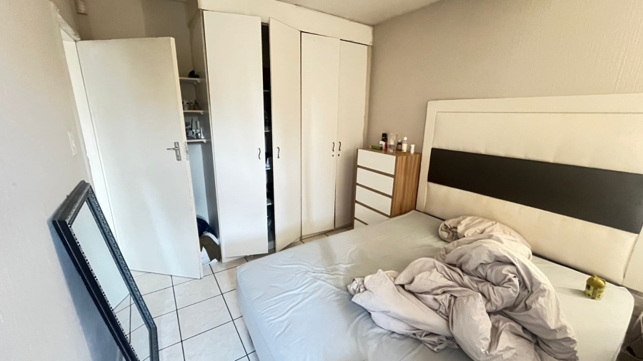 2 Bedroom Property for Sale in Vorna Valley Gauteng