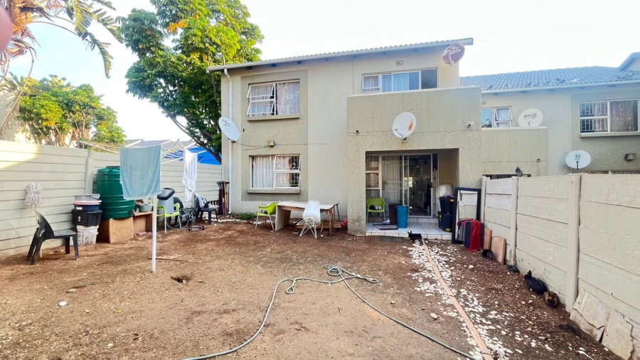 2 Bedroom Property for Sale in Vorna Valley Gauteng