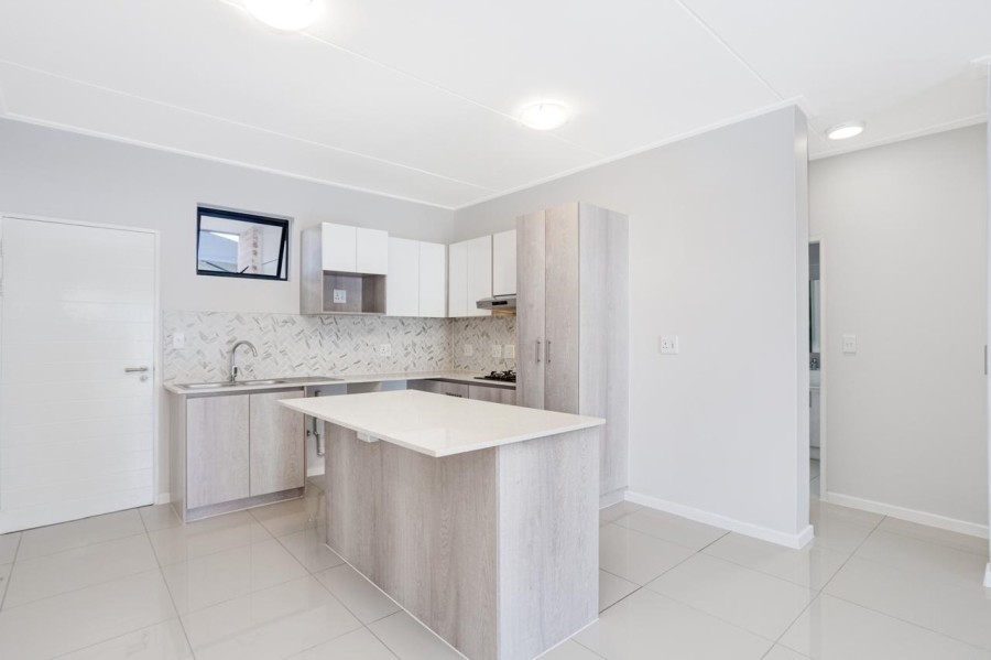 To Let 2 Bedroom Property for Rent in Bryanston Gauteng