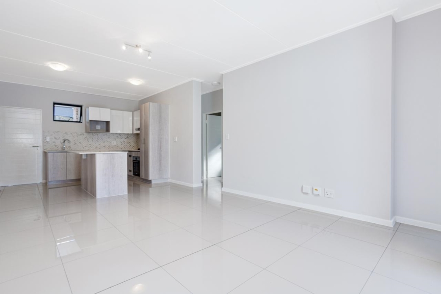 To Let 2 Bedroom Property for Rent in Bryanston Gauteng