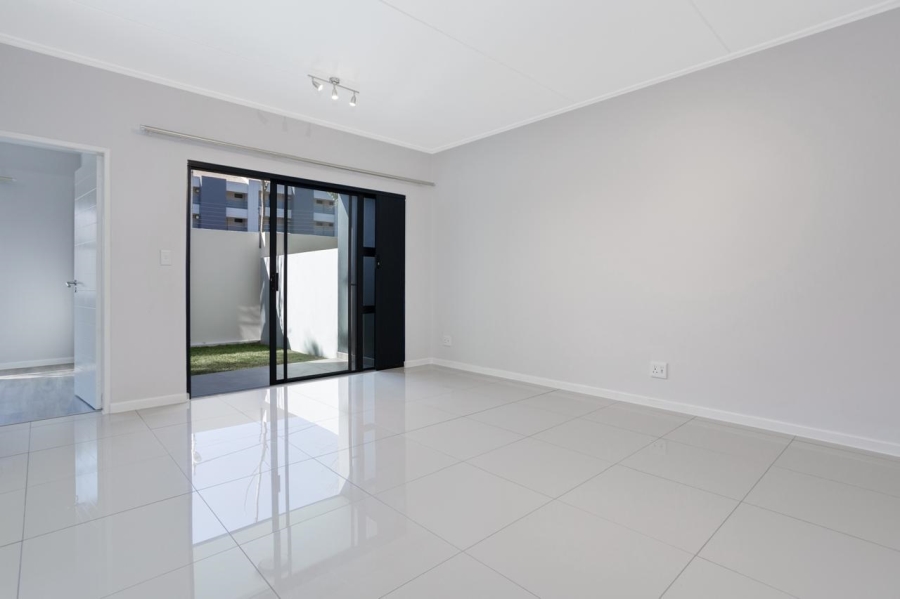 To Let 2 Bedroom Property for Rent in Bryanston Gauteng