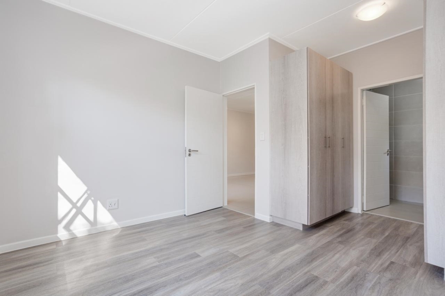 To Let 2 Bedroom Property for Rent in Bryanston Gauteng