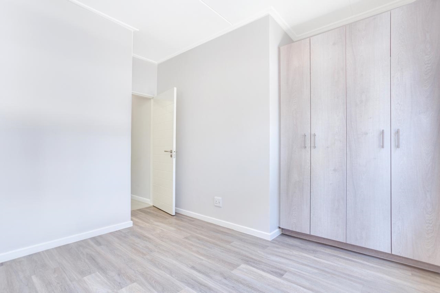 To Let 2 Bedroom Property for Rent in Bryanston Gauteng