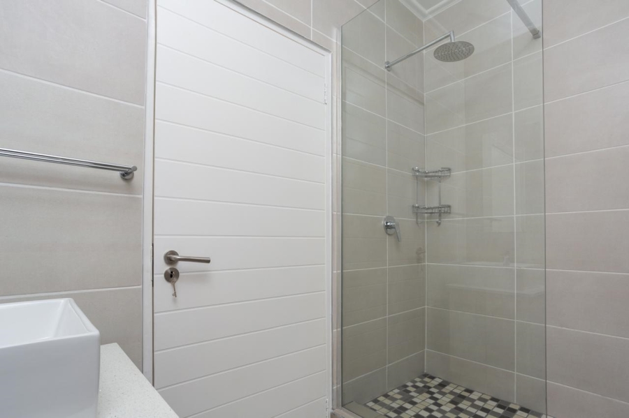 To Let 2 Bedroom Property for Rent in Bryanston Gauteng