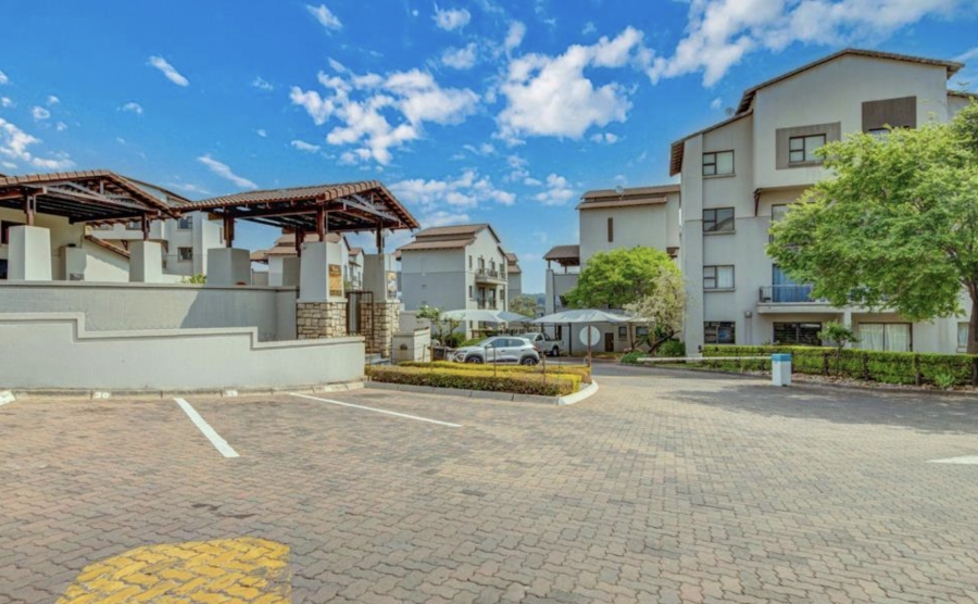 1 Bedroom Property for Sale in Sunninghill Gauteng