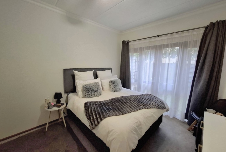 1 Bedroom Property for Sale in Sunninghill Gauteng