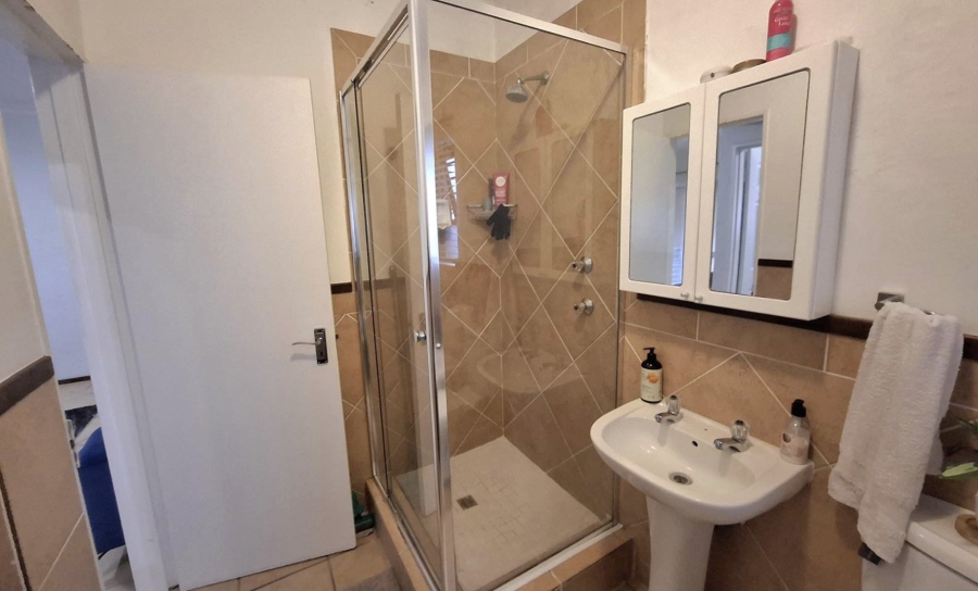 1 Bedroom Property for Sale in Sunninghill Gauteng