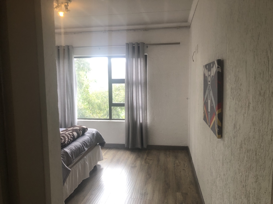 2 Bedroom Property for Sale in Sunninghill Gauteng