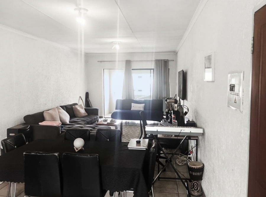 2 Bedroom Property for Sale in Sunninghill Gauteng