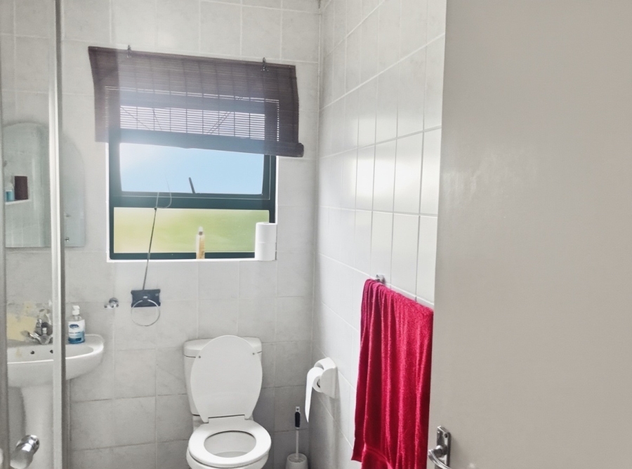 2 Bedroom Property for Sale in Sunninghill Gauteng