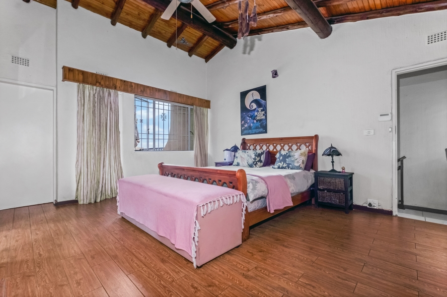 To Let 4 Bedroom Property for Rent in Magaliessig Gauteng