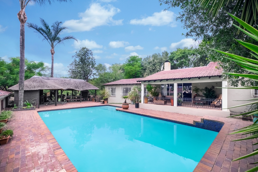 To Let 4 Bedroom Property for Rent in Magaliessig Gauteng