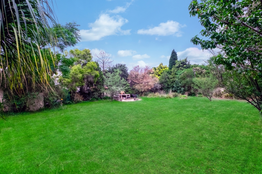 To Let 4 Bedroom Property for Rent in Magaliessig Gauteng