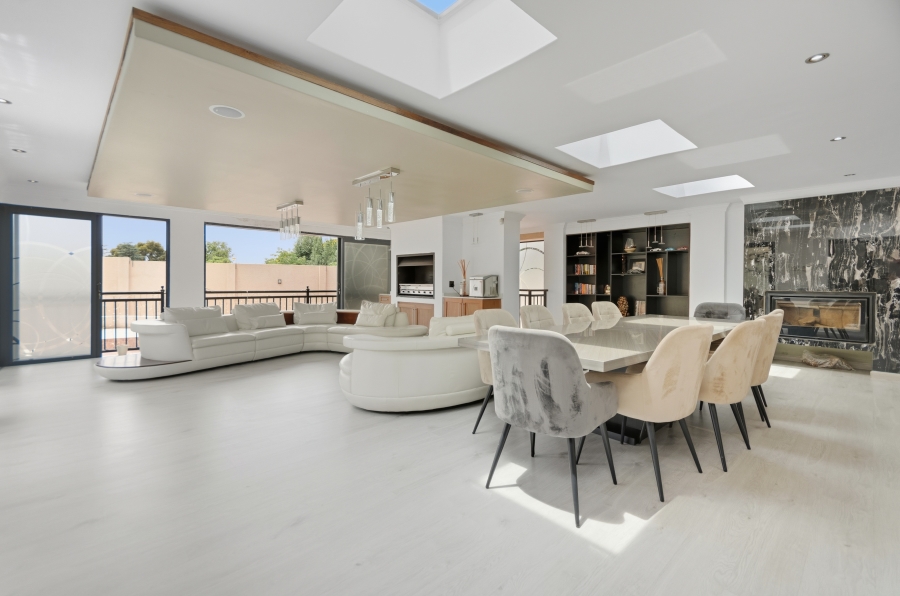 6 Bedroom Property for Sale in Bryanston Gauteng