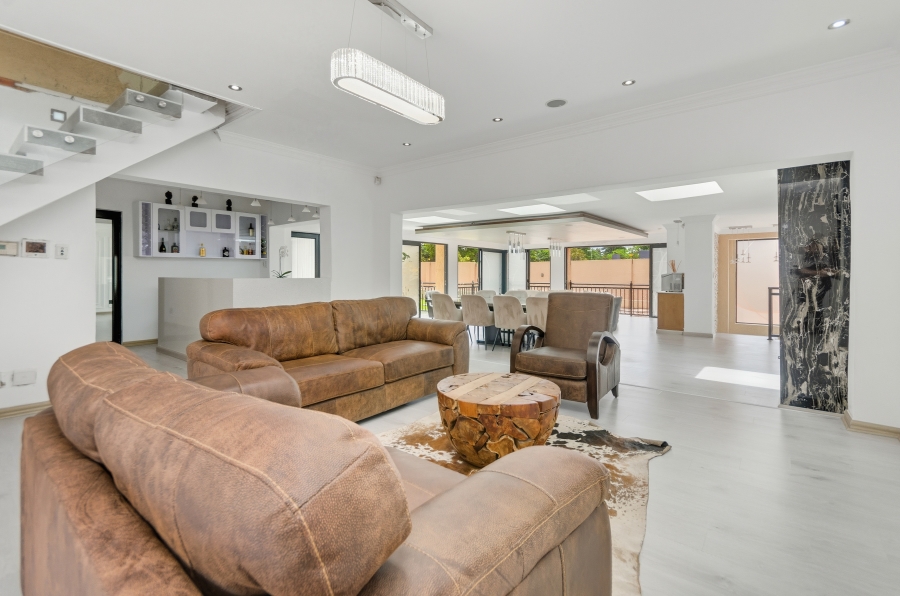 6 Bedroom Property for Sale in Bryanston Gauteng