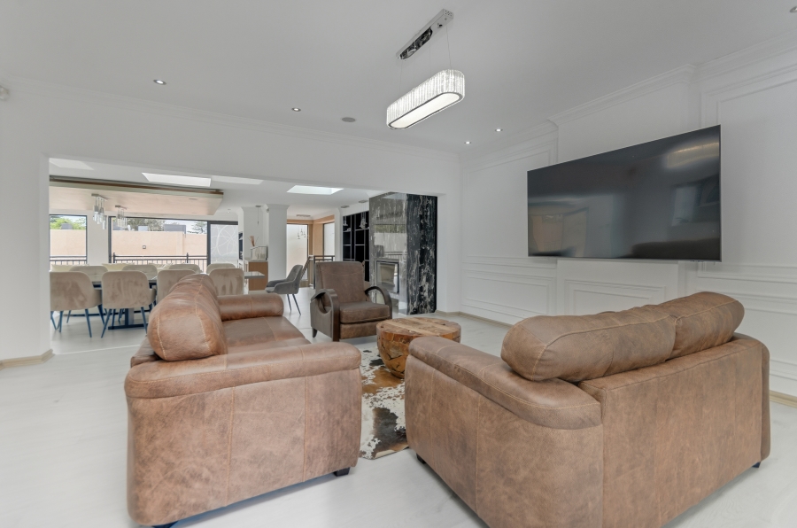 6 Bedroom Property for Sale in Bryanston Gauteng