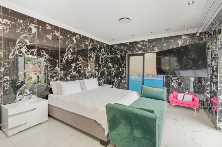 6 Bedroom Property for Sale in Bryanston Gauteng