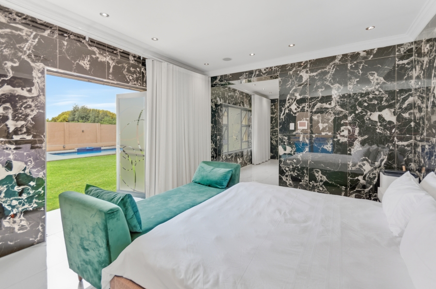 6 Bedroom Property for Sale in Bryanston Gauteng