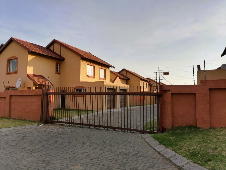 3 Bedroom Property for Sale in Bergsig Gauteng