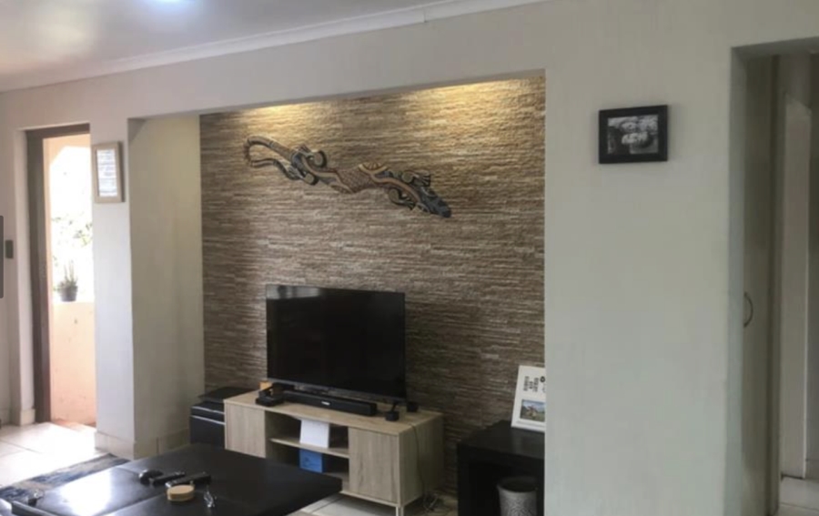 To Let 2 Bedroom Property for Rent in Sunninghill Gauteng
