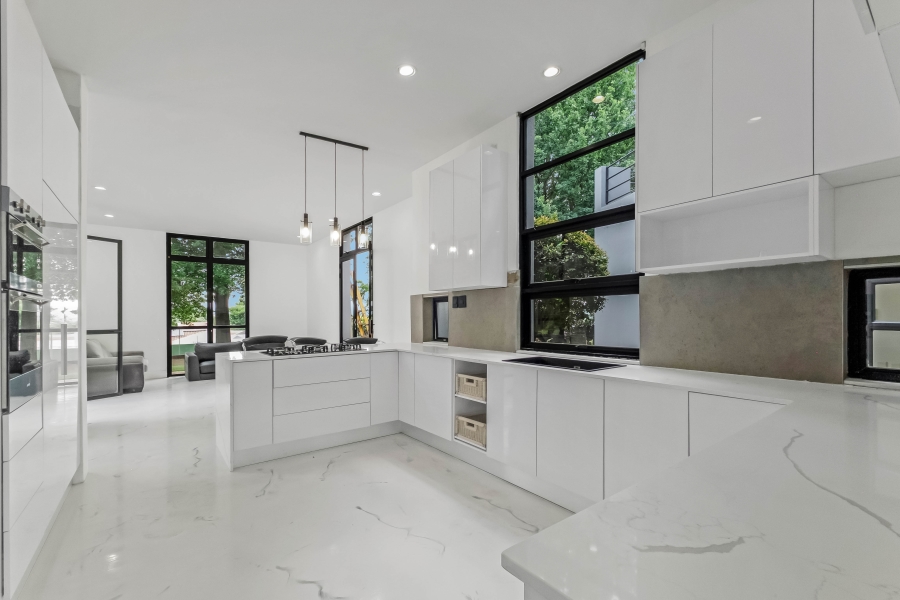 6 Bedroom Property for Sale in Bryanston Gauteng