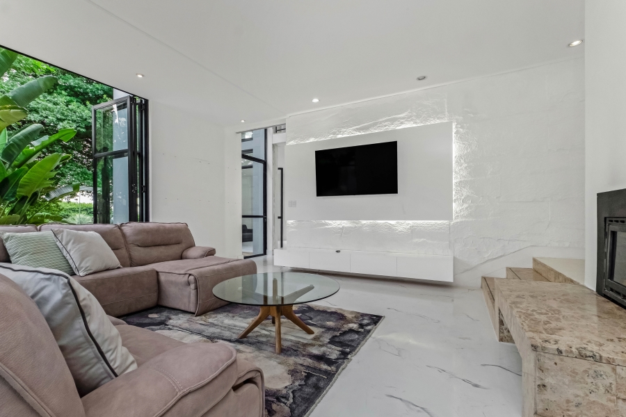 6 Bedroom Property for Sale in Bryanston Gauteng