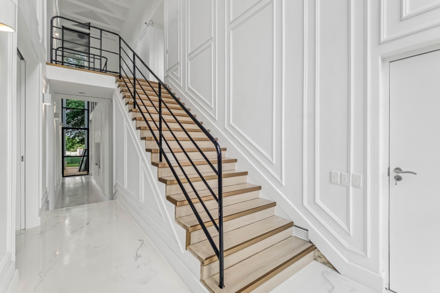 6 Bedroom Property for Sale in Bryanston Gauteng