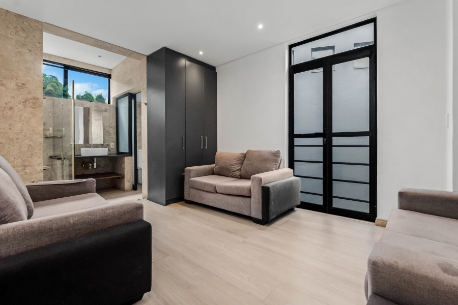 6 Bedroom Property for Sale in Bryanston Gauteng