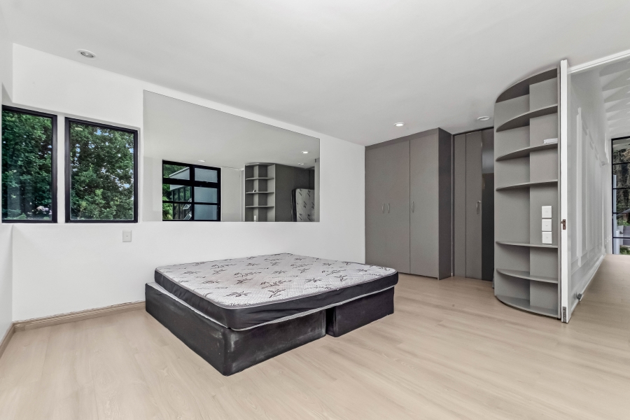 6 Bedroom Property for Sale in Bryanston Gauteng