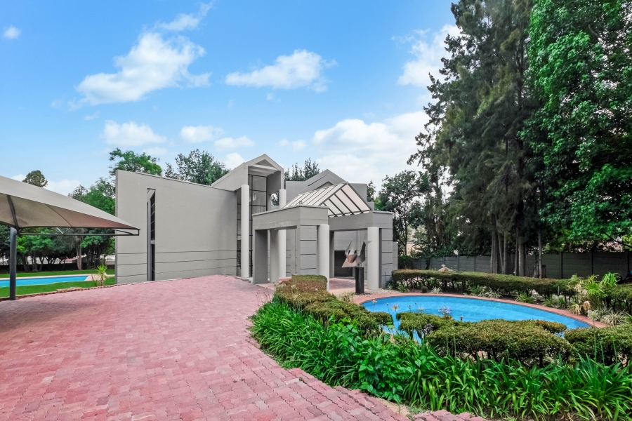 6 Bedroom Property for Sale in Bryanston Gauteng