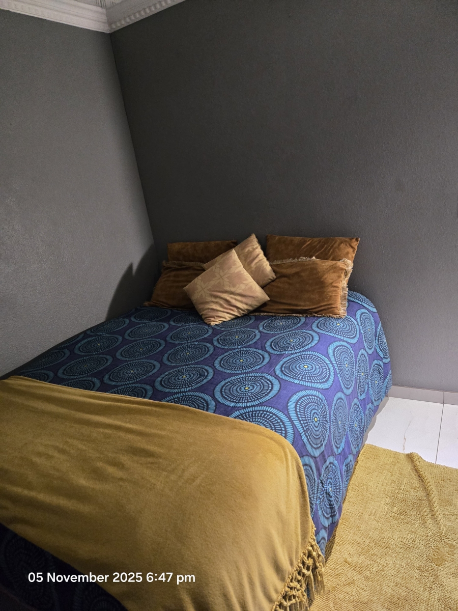 3 Bedroom Property for Sale in Clayville Gauteng