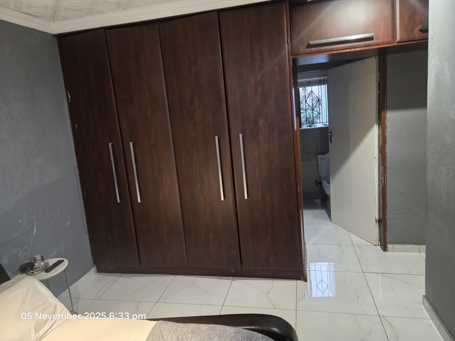 3 Bedroom Property for Sale in Clayville Gauteng