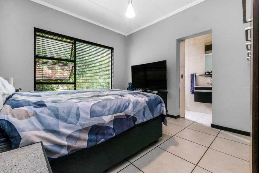 To Let 2 Bedroom Property for Rent in Douglasdale Gauteng