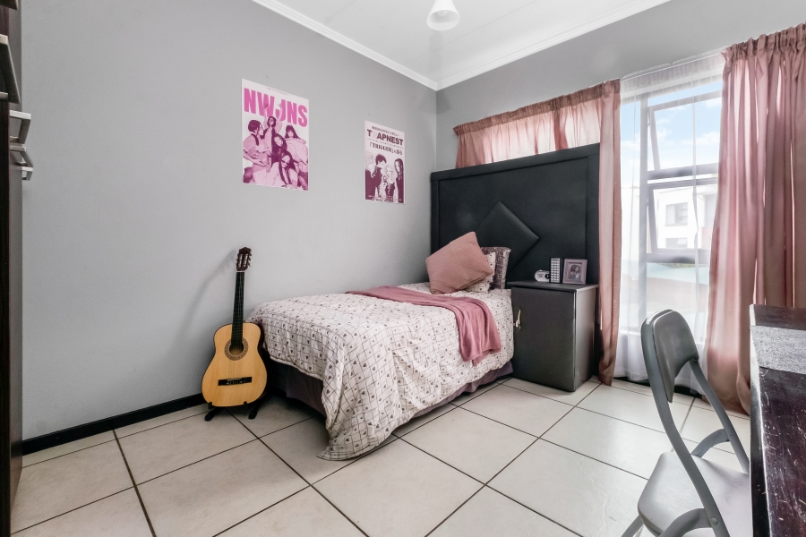 To Let 2 Bedroom Property for Rent in Douglasdale Gauteng