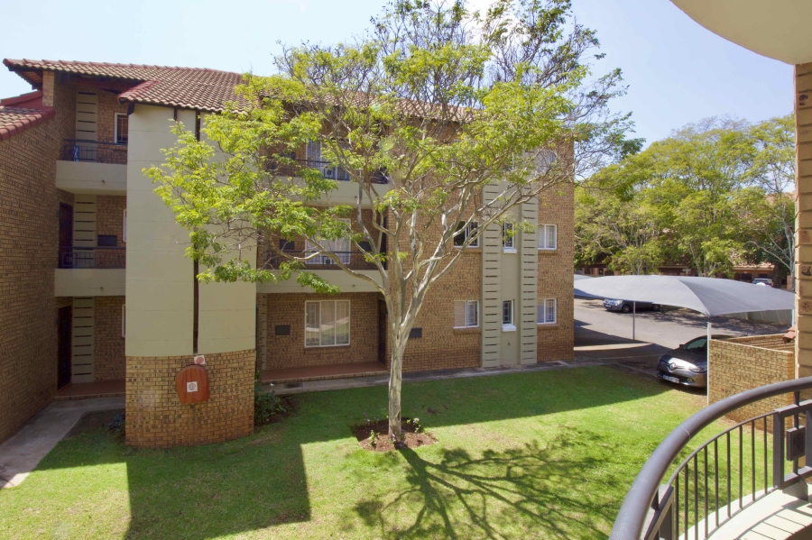 2 Bedroom Property for Sale in Die Hoewes Gauteng