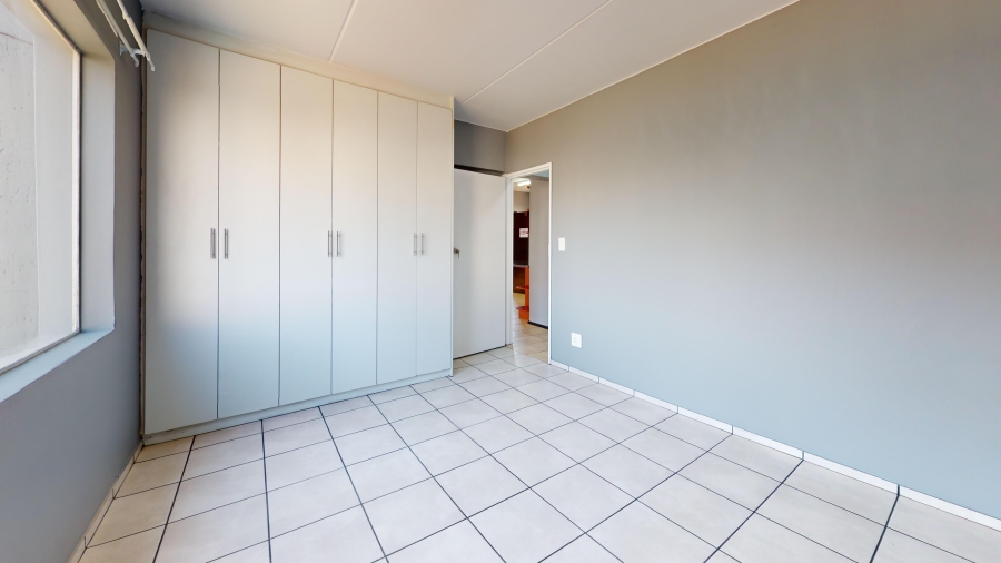 2 Bedroom Property for Sale in Bardene Gauteng