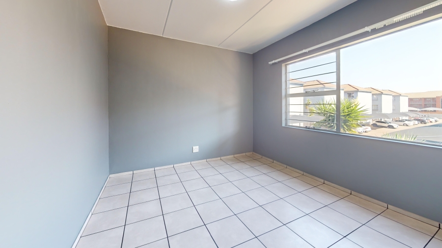 2 Bedroom Property for Sale in Bardene Gauteng