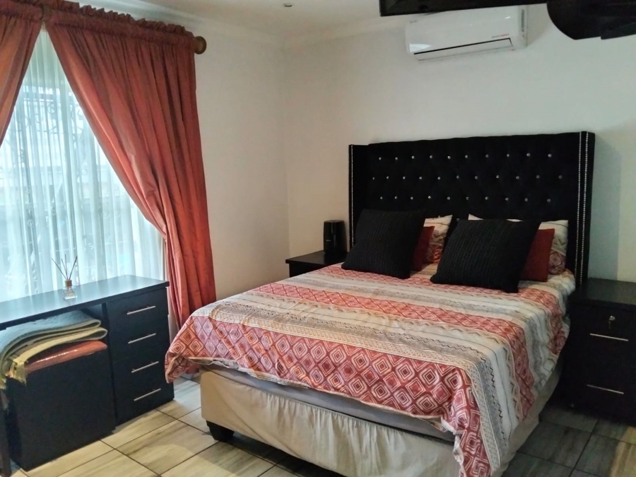 3 Bedroom Property for Sale in Laudium Gauteng