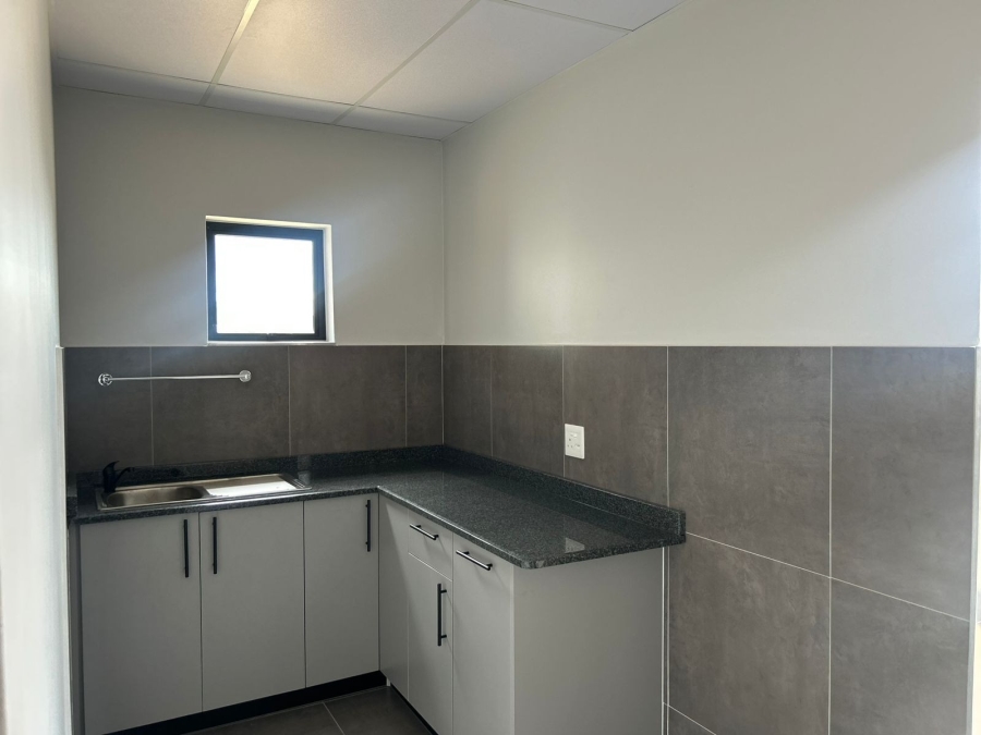 Commercial Property for Sale in Knoppieslaagte Gauteng