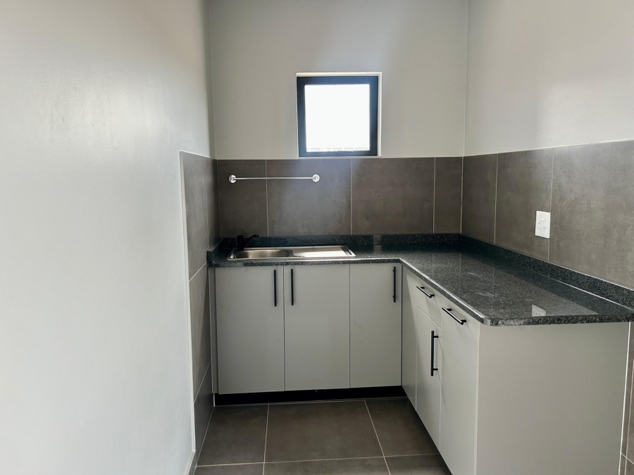 To Let commercial Property for Rent in Knoppieslaagte Gauteng