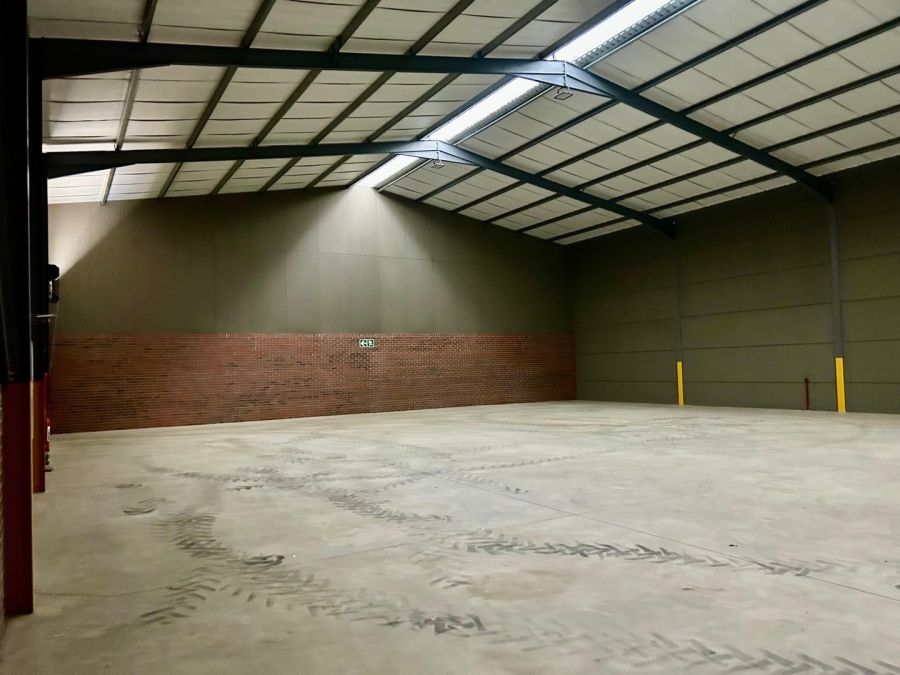 To Let commercial Property for Rent in Knoppieslaagte Gauteng