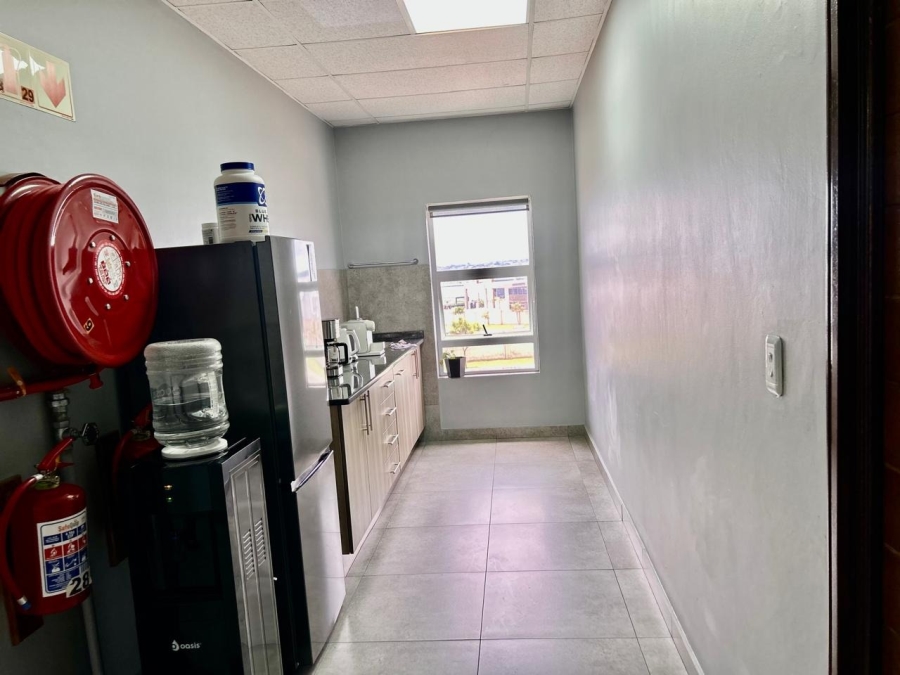 Commercial Property for Sale in Knoppieslaagte Gauteng