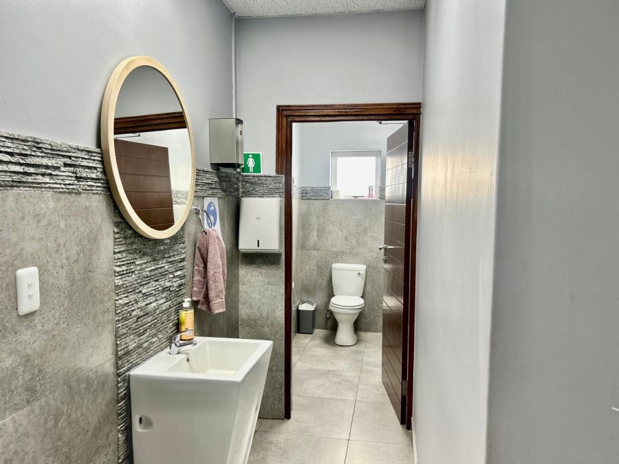 Commercial Property for Sale in Knoppieslaagte Gauteng