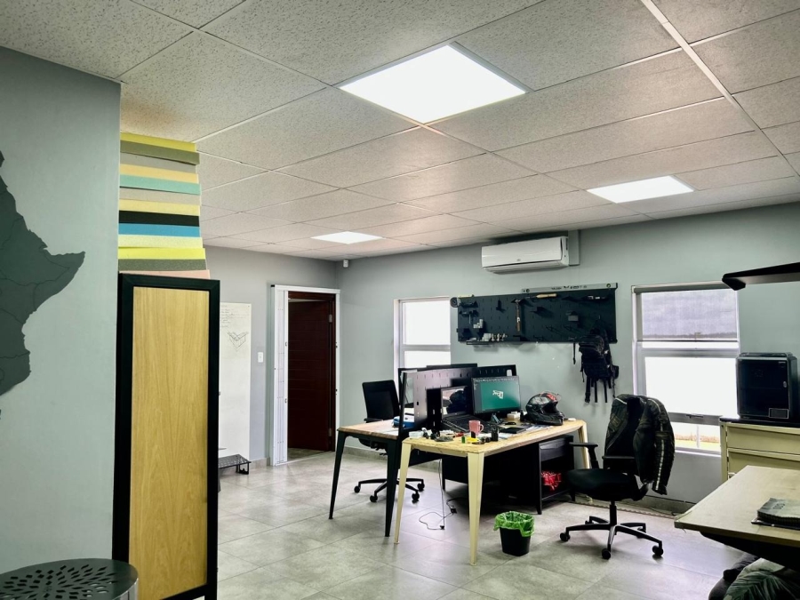 To Let commercial Property for Rent in Knoppieslaagte Gauteng
