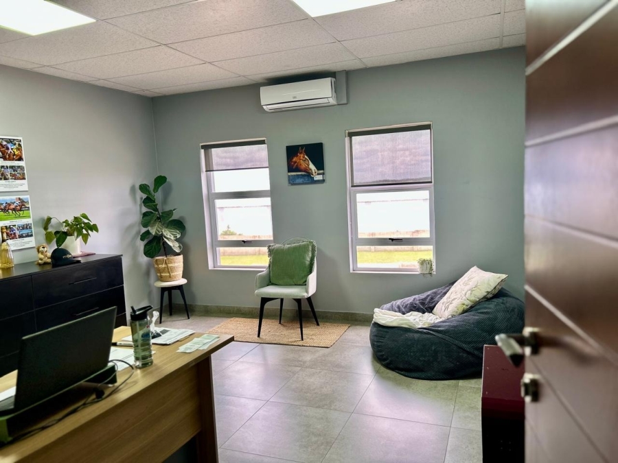 To Let commercial Property for Rent in Knoppieslaagte Gauteng