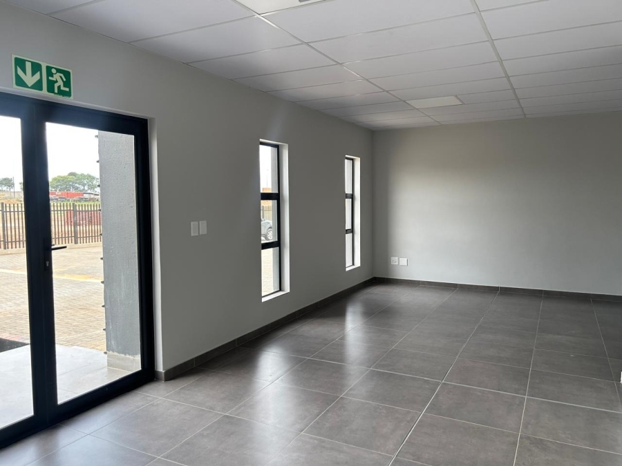 Commercial Property for Sale in Knoppieslaagte Gauteng
