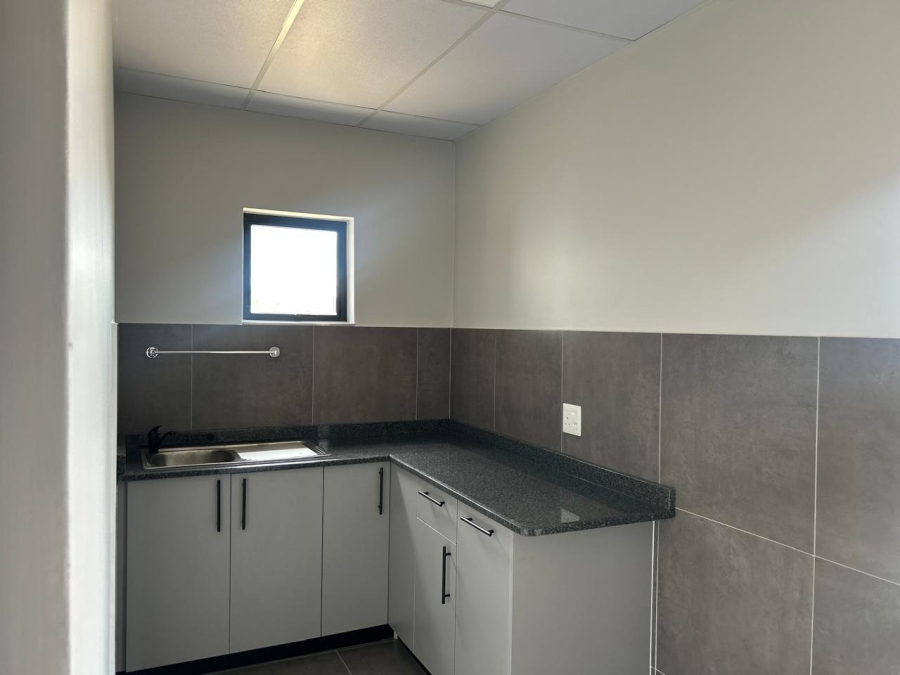 Commercial Property for Sale in Knoppieslaagte Gauteng