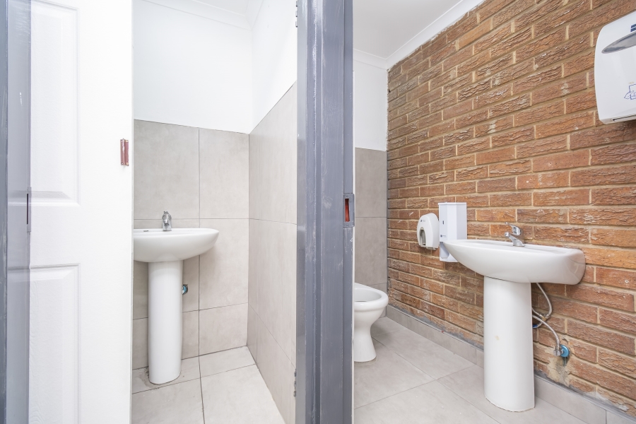 Commercial Property for Sale in Ferndale Gauteng