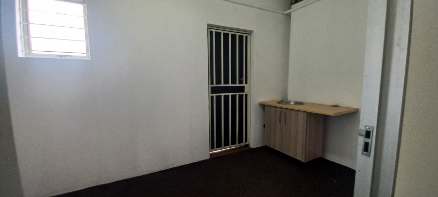 To Let commercial Property for Rent in Germiston Central Gauteng