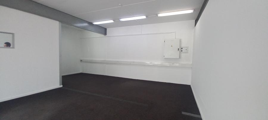 To Let commercial Property for Rent in Germiston Central Gauteng